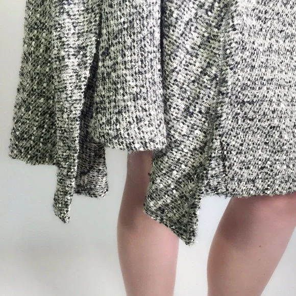 Oscar de la Renta Boucle’ Ruffled Gray Tweed Skirt - Picture 6 of 7
